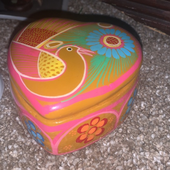 2 Jewelry boxes - Picture 2 of 12